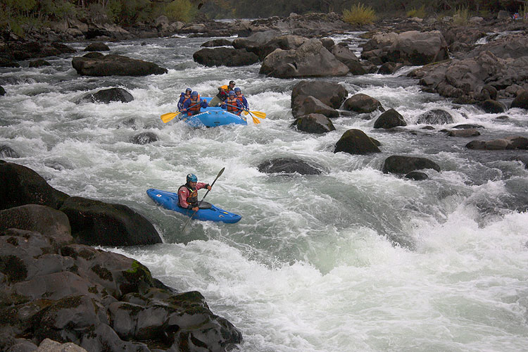 Rafting no rio Trancura