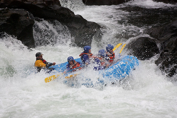 Rafting no rio Trancura