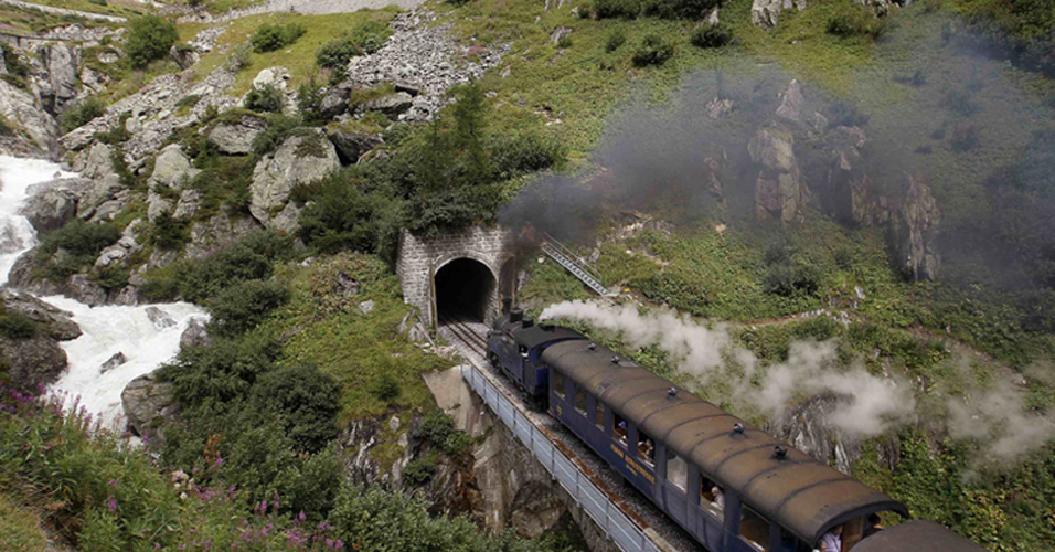 Furka Cogwheel Steam Railway - Suíça
