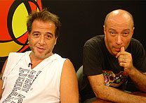 O vocalista Nasi e o guitarrista Edgar Scandurra, integrantes do Ira!, que lana seu 13 CD