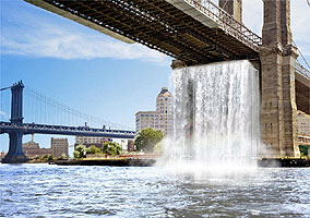 Queda d'gua na ponte do Brooklyn, uma das quatro instaladas na cidade de Nova York