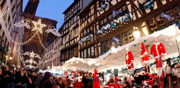 Mercado natalino de Estrasburgo abre sua temporada de 2011 - Vincent Kessler/Reuters