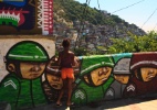Jovem do Morro do Cantagalo, no Rio, cria agência de turismo para mostrar comunidade - Rafael Andrade/Folhapress