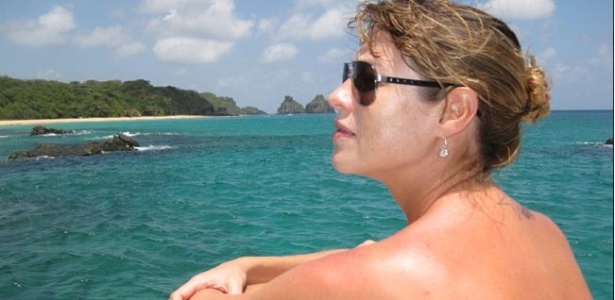A atriz Luana Piovani passeia de barco pelo arquipélago de Fernando de Noronha - Divulgação